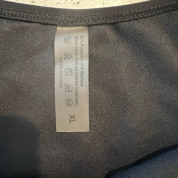 Black Bikini - Picture 2 of 4